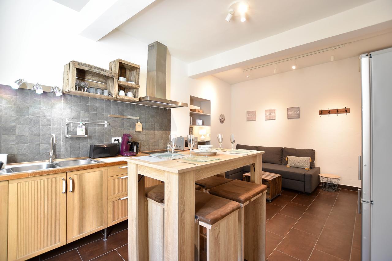 Succes - Tres Beau Duplex- Coeur D'Arles- Climatisation Apartamento Exterior foto